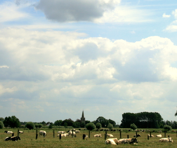 Kerk van Oeren en zijn prachtige omgeving.