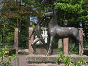 Paardenbeeld