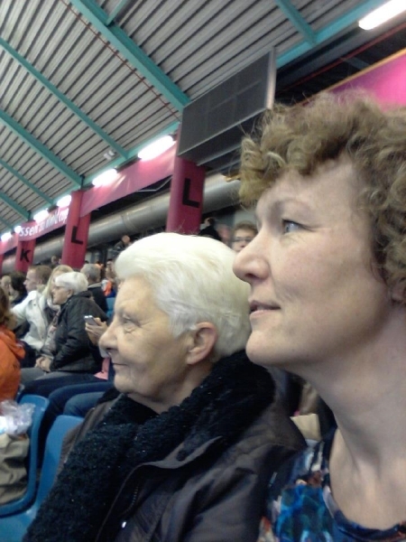 Essent ISU world cup  Henk  Derktje Daniella en Pieter bij Thialf