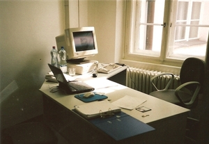 08 CSOB 2004 - Office Desk