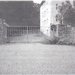 Hoofdingang van de kazerne