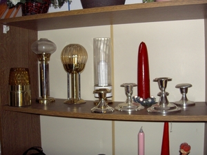 diversen kaarsen en kandelaars