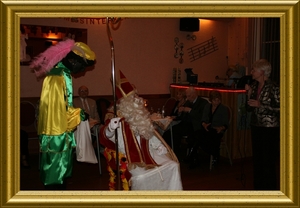 img_0819 (2) Nou daar zit die dan sinterklaas