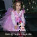 Elfje Lotte met  vriendje Mickey Mouse