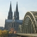 Keulen __Dom  _ zicht met brug  over de Rijn