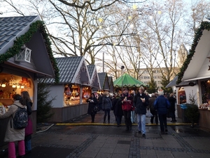 Keulen __Neumarkt_kerstmarkt _P1010728