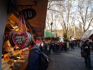 Keulen __Neumarkt_kerstmarkt _P1010729