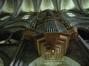 2009_08_25 017 Reims - basiliek, orgel