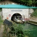 2009_08_25 057 Riqueval - ondergronds kanaal - boot gaat binnen i
