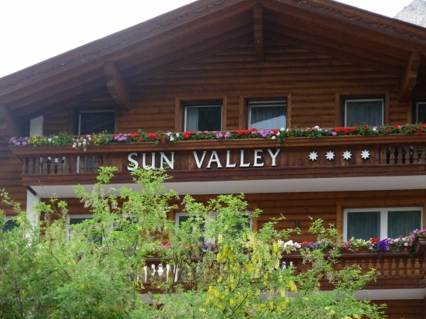 2009_07_09 084 Wolkenstein (Selva) - hotel 'Sun Valley'