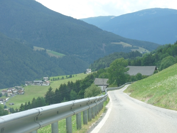 2009_07_10 080 Val di Fines (Villnösstall) - weg naar beneden