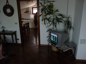 2009_07_14 038 Udine - appartement - inkom, televisie