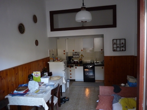2009_07_23 054 Novigrad - overnachtingsplaats - keuken