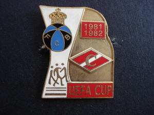 Pins UEFA 1981-82.5