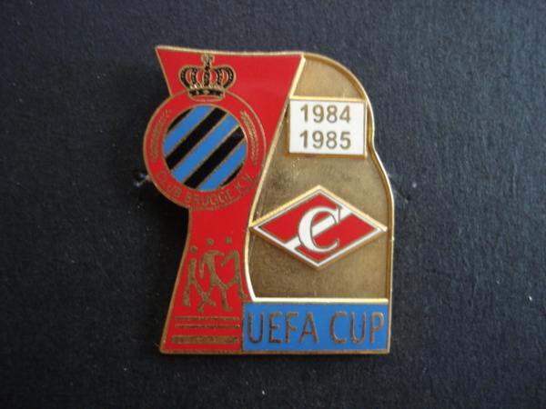 Pins UEFA 1984-85.4