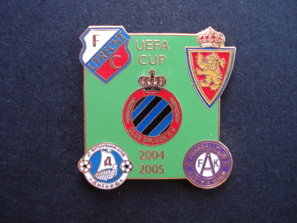 Pins UEFA 2004-05.1