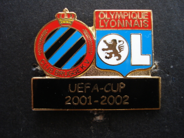 Pins UEFA 2001-02.4