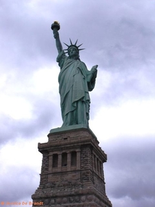 2009_11_13 NY 079J Statue of Liberty Park