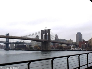2009_11_14 NY 077J South Street Seaport Brooklyn Bridge