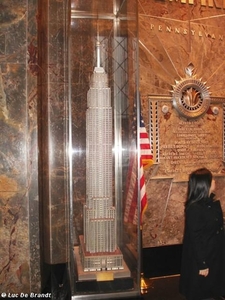 2009_11_15 NY 001LB Empire State Building