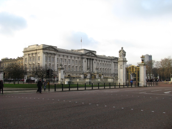 091211-14 Londen 055B Buckingham Palace