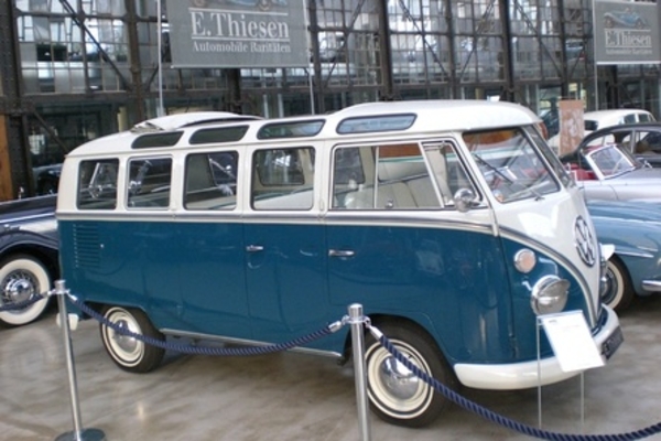 VW-Bus-T1-Samba-1965