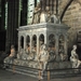 176  Parijs Basiliek van Saint-Denis - crypte