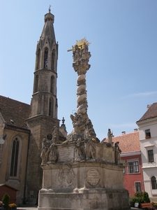 Matthiaskerk en pestzui