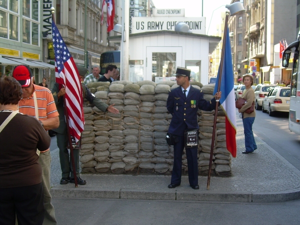 Checkpoint Charlie 6
