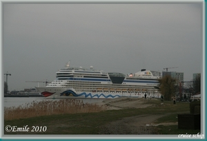 cruise schip 002sized_cruise schip 002