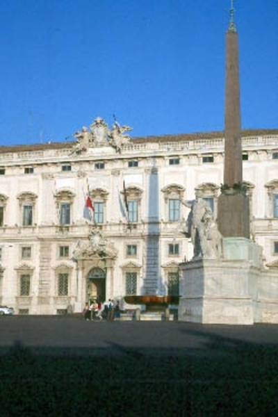 e132  Quirinale - ambswoning president