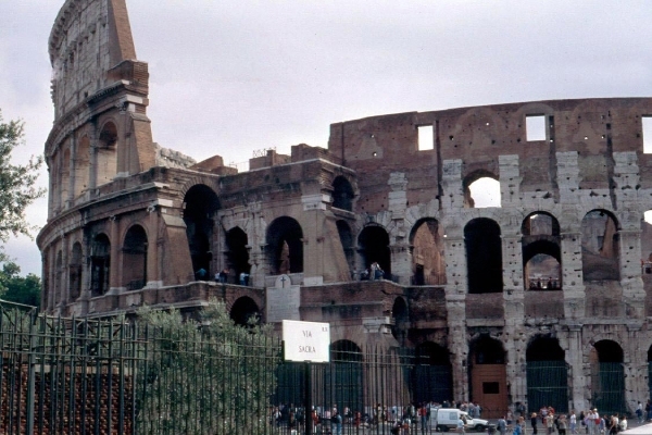 e176  Colosseum