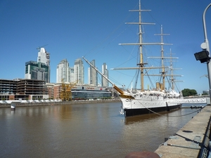 1 Buenos Aires _Puerto Madero _fregat president Sarmiento & build