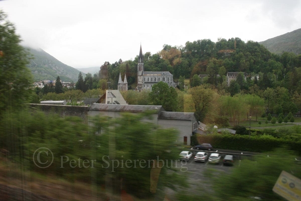 3 mei aankomst van de trein in Lourdes