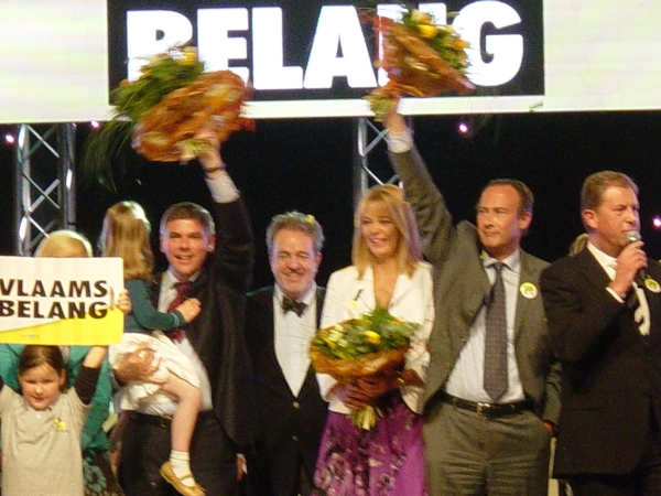 Verkiezingscongres Vlaams Belang 30 mei 2010 033