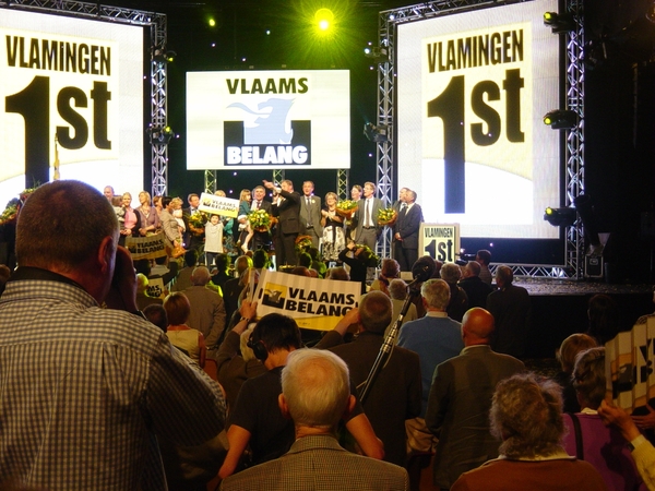 Verkiezingscongres Vlaams Belang 30 mei 2010 039