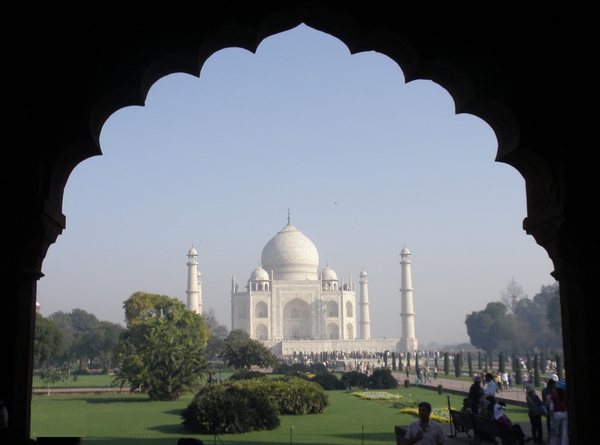 doorkijk op de Taj Mahal