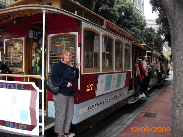 met de traditionele tram door S.F.