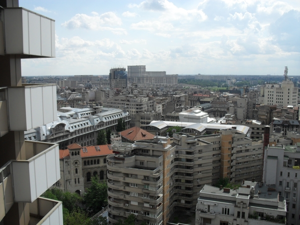 10 Uitzicht Boekarest 22-05-2010