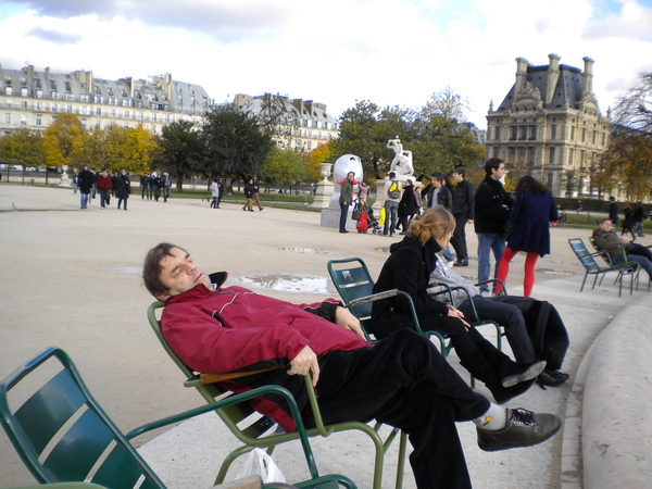 Een dutje in de Tuileries