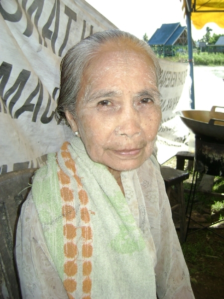 Een oma van Sengkang