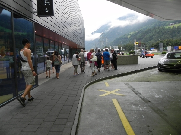 Voorbij Gotthardpas was het weer minder mooi