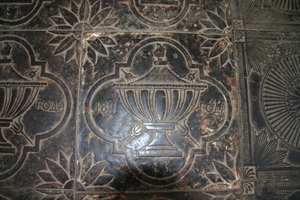 Myshkine - interieur kathedraal -metalen vloertegel