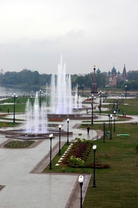 Jaroslavl - Berenhoekpark met fonteinen