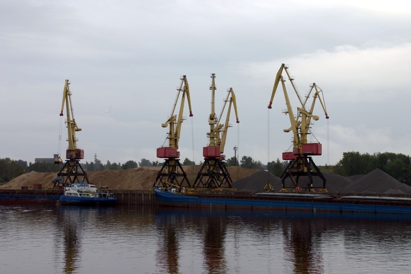 Industrie langs de Volga