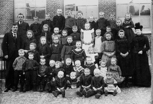 1900 Geschat Schoolfoto 2