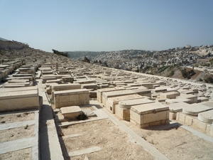 1a Jeruzalem _Joodse begraafplaats tegen de Olijfberg _P1060907