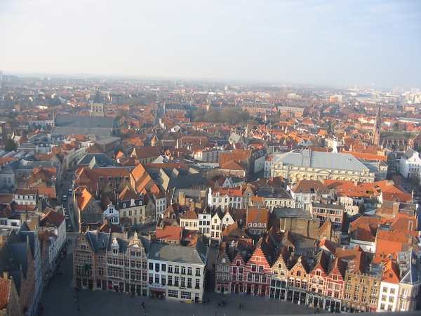 Brugge  zicht op de Noordkant vanaf het Belfort