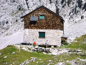 Fritz Pflaum hut 1866 m