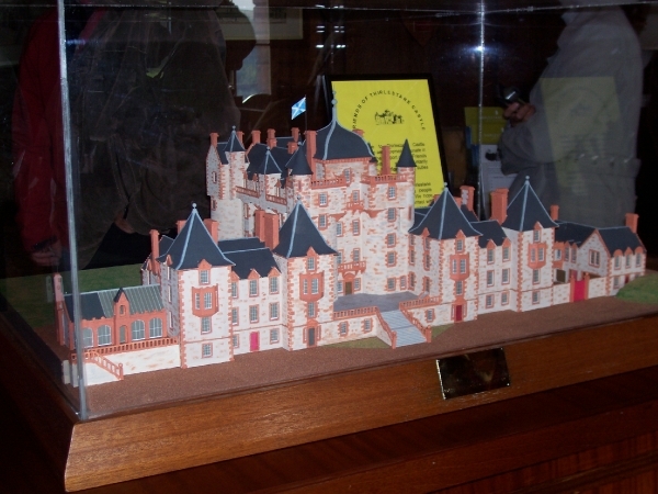 14913Een maquette van het kasteel